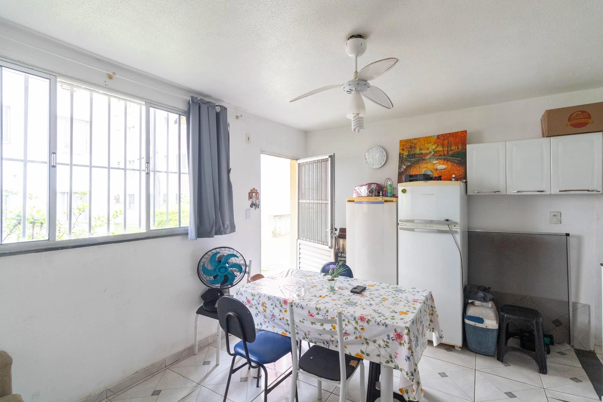 Furnished 2-bedroom house with private garden and pets — photo 2