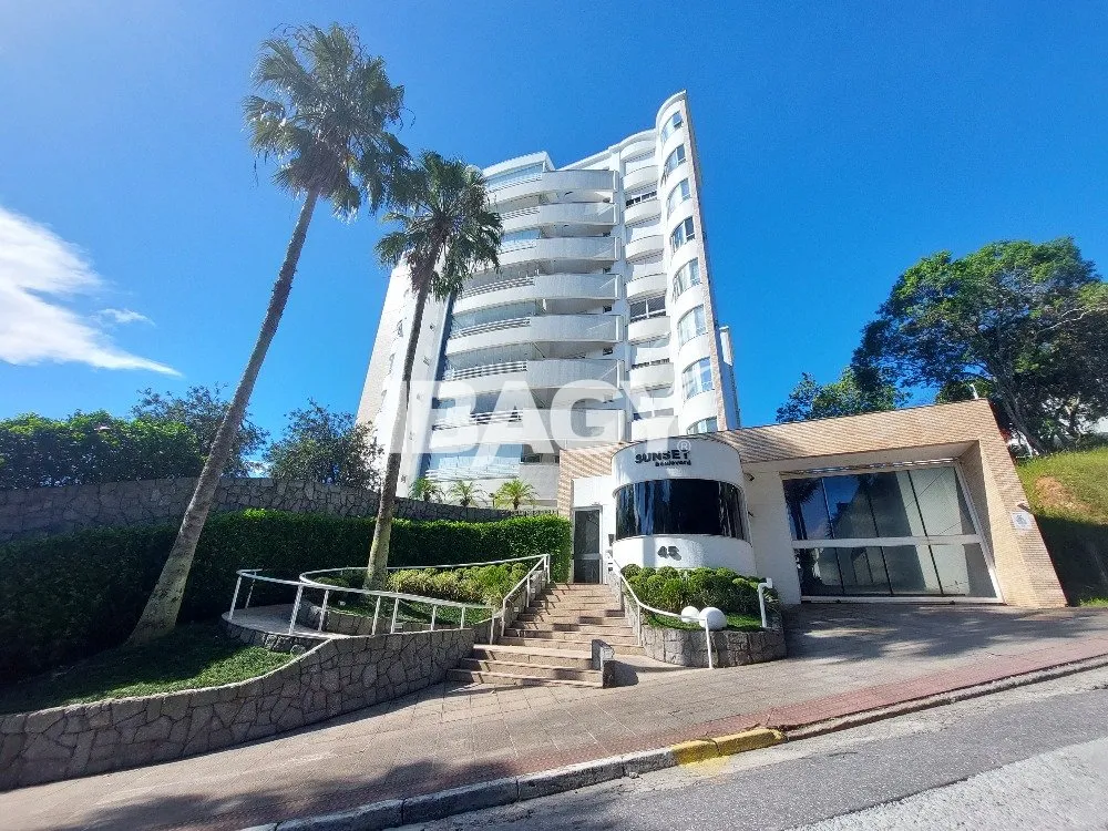 Apartamento amueblado de 4 dormitorios con 2 plazas — photo 30