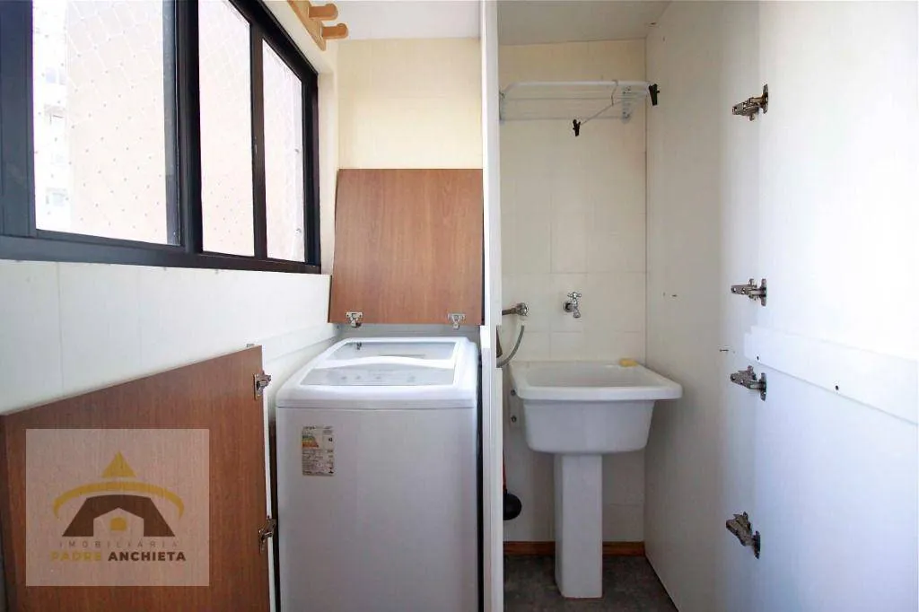 Washing machine in a one-bedroom apartment, 44 m² — photo 15