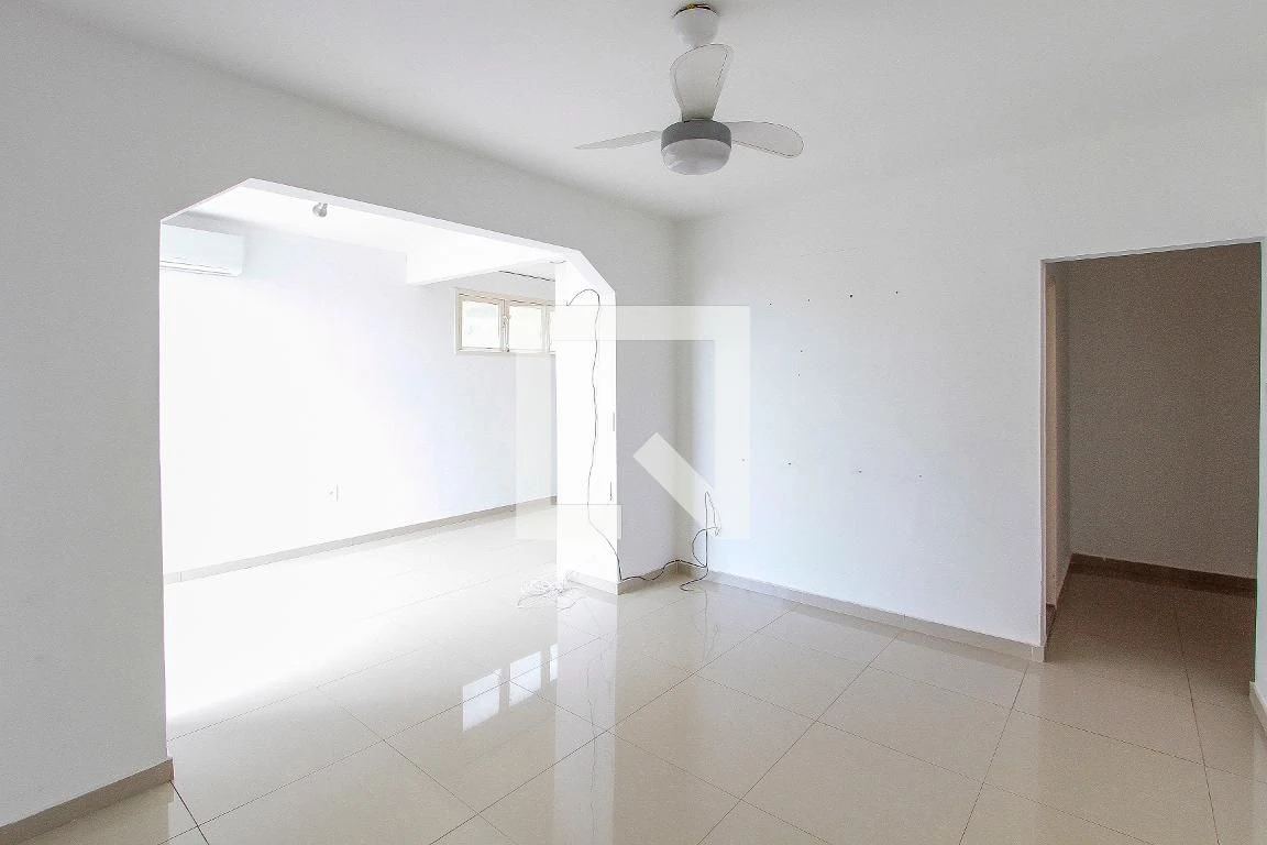 Casa de 5 quartos com churrasqueira privativa, Itanhangá — photo 18