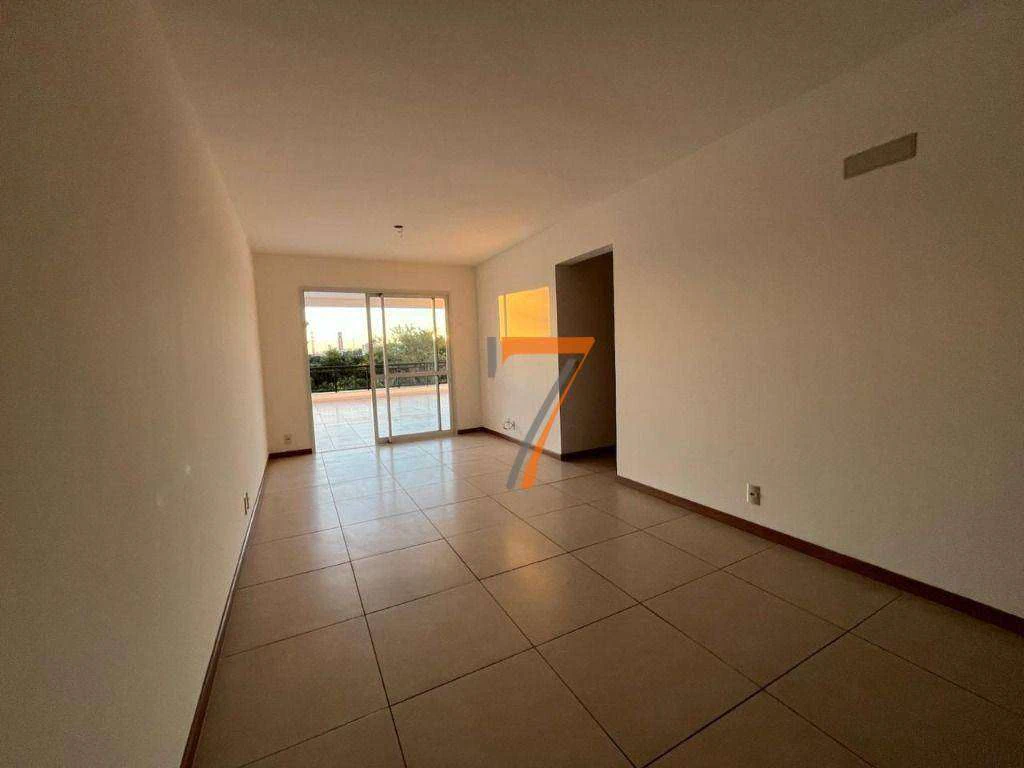 Rental apartment 337 m² with 3 bedrooms and 1 en-suite — photo 3