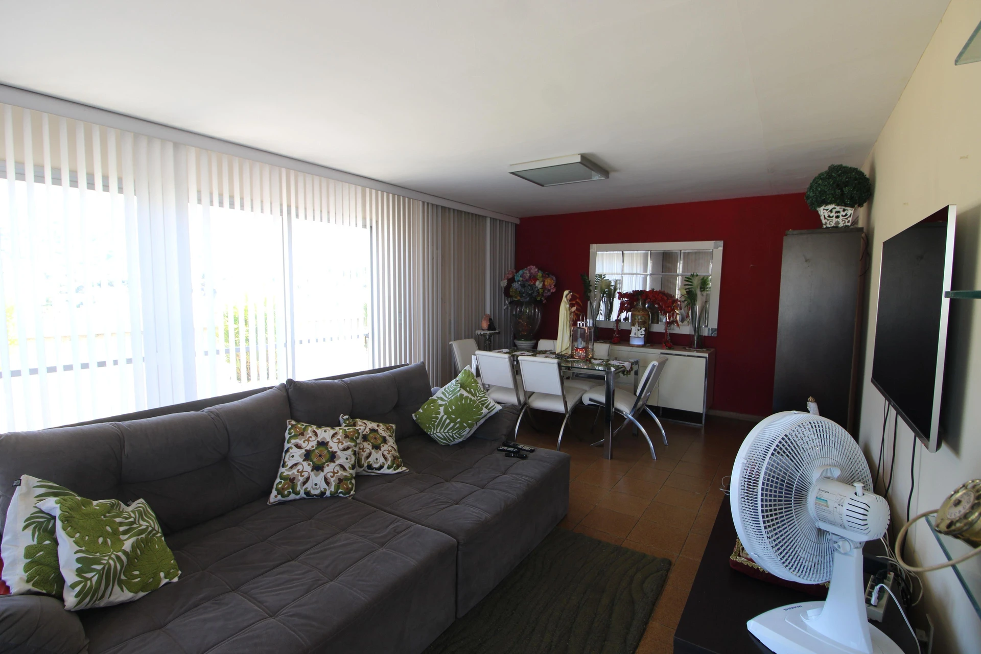 Furnished 4-bedroom rental apartment with 5 parking spaces — photo 30