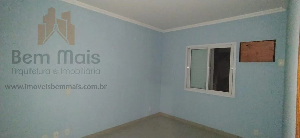 Unfurnished 4-bedroom apartment with closed kitchen — photo 24