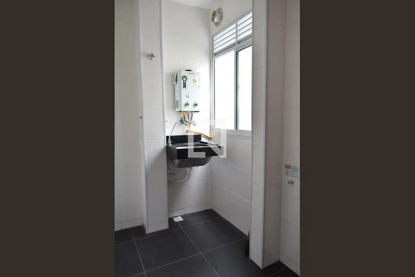 Apartamento de 2 dormitorios con balcón en el 5º piso — photo 38