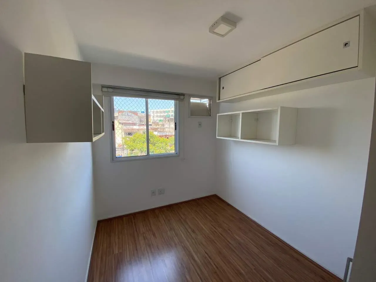 Rental apartment with 2 bedrooms and open-plan kitchen — photo 9