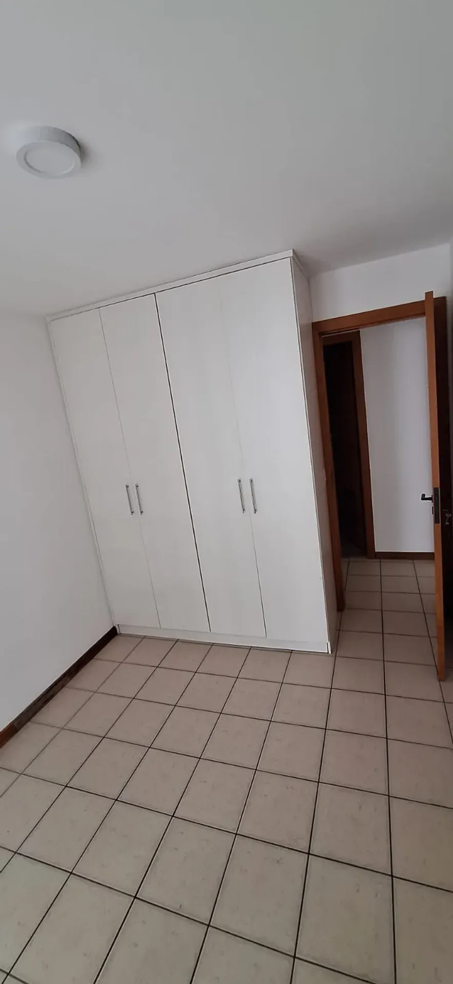 70 m² apartment with 2 bedrooms and 2 bathrooms — photo 24