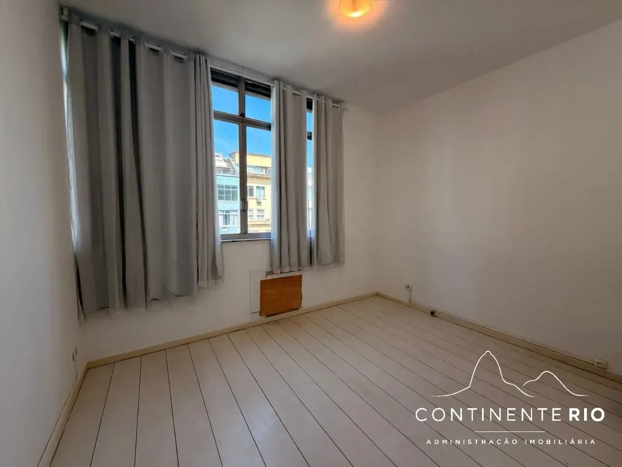 Apartment with 2 bedrooms, parking, and 24h concierge — photo 3