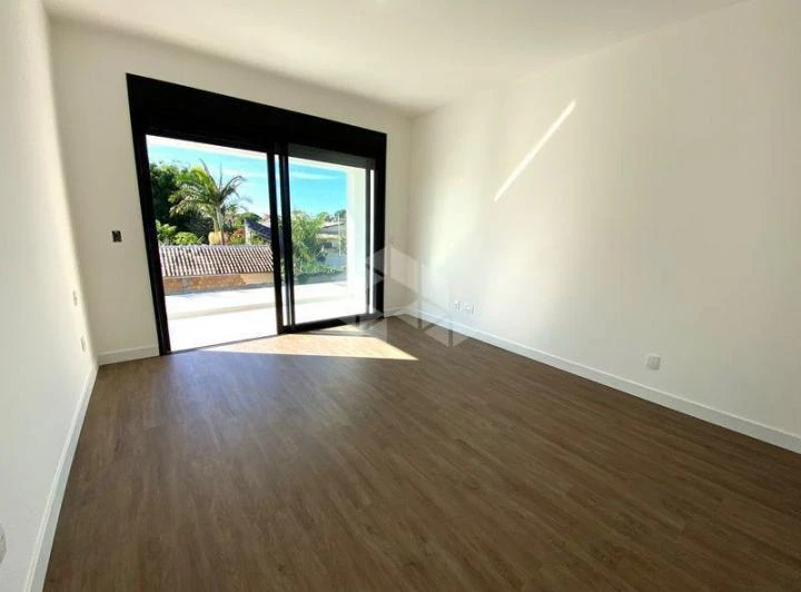 Casa de 130 m² com 3 quartos e 2 vagas — photo 2