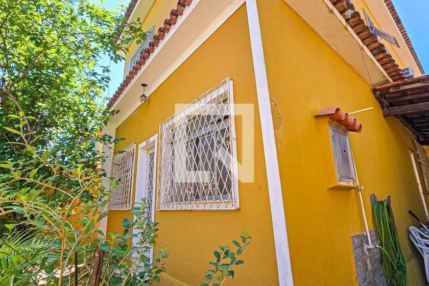 House, 200 m², with a washing machine — photo 4