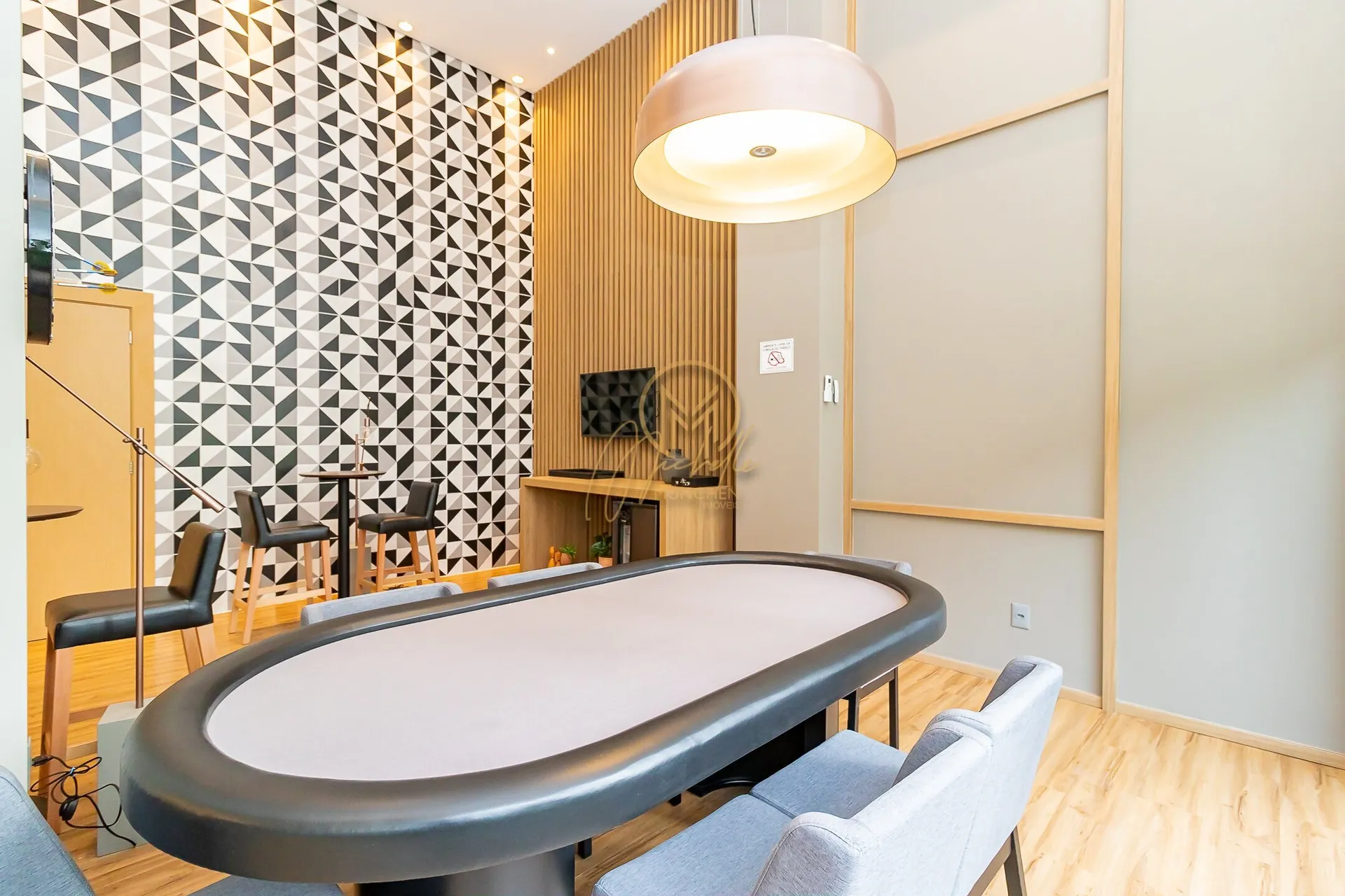 Furnished 462 m² apartment with 4 en-suite rooms — photo 36