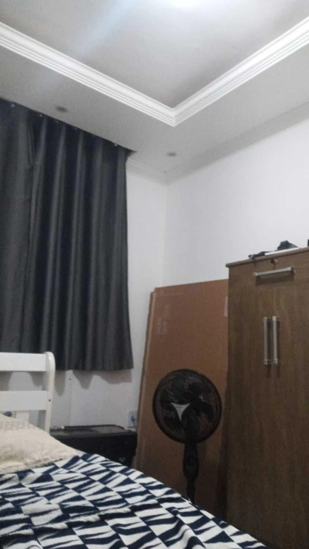 Apartamento amueblado de 2 dormitorios con ducha de vidrio — photo 31