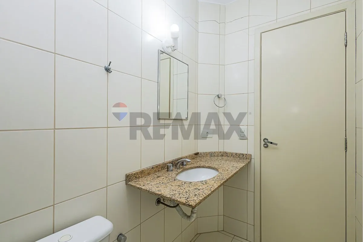 3-bedroom house with a grill on the balcony in Curitiba — photo 59