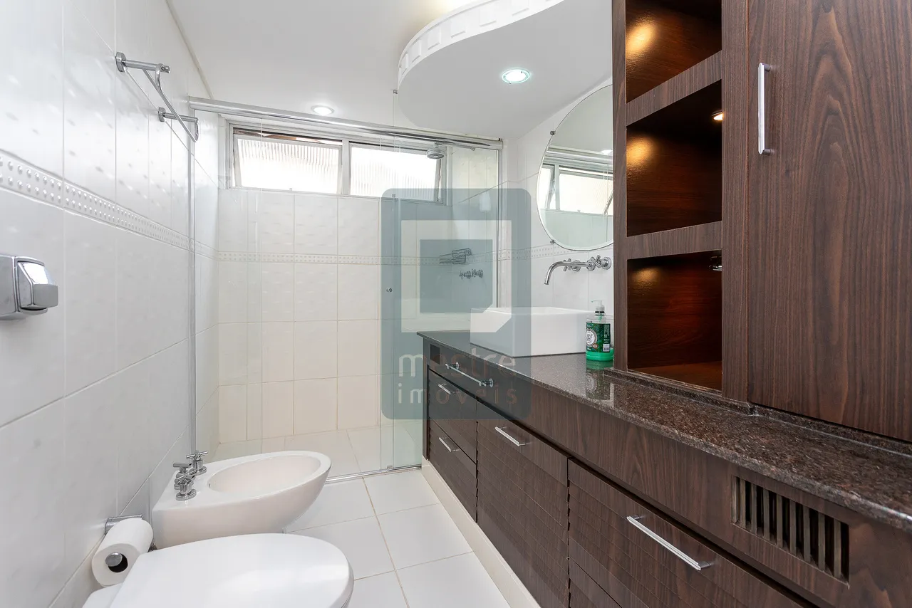 Apartamento mobiliado com 3 dormitórios e 4 banheiros — photo 30
