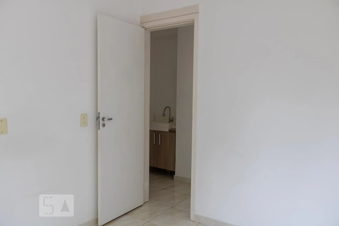 Apartamento de 2 quartos em condomínio com academia — photo 27