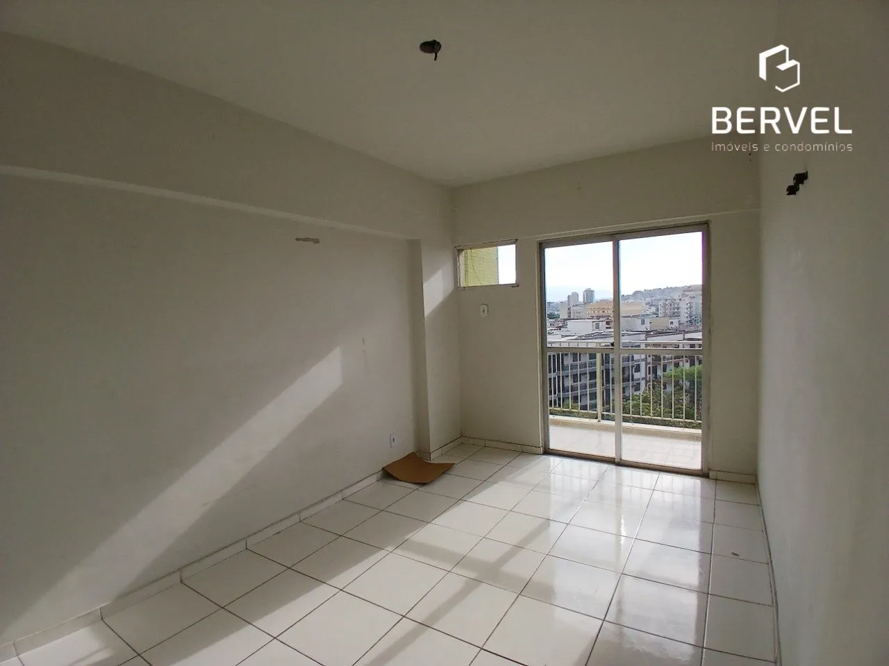 2-bedroom apartment with a fitted kitchen — photo 10