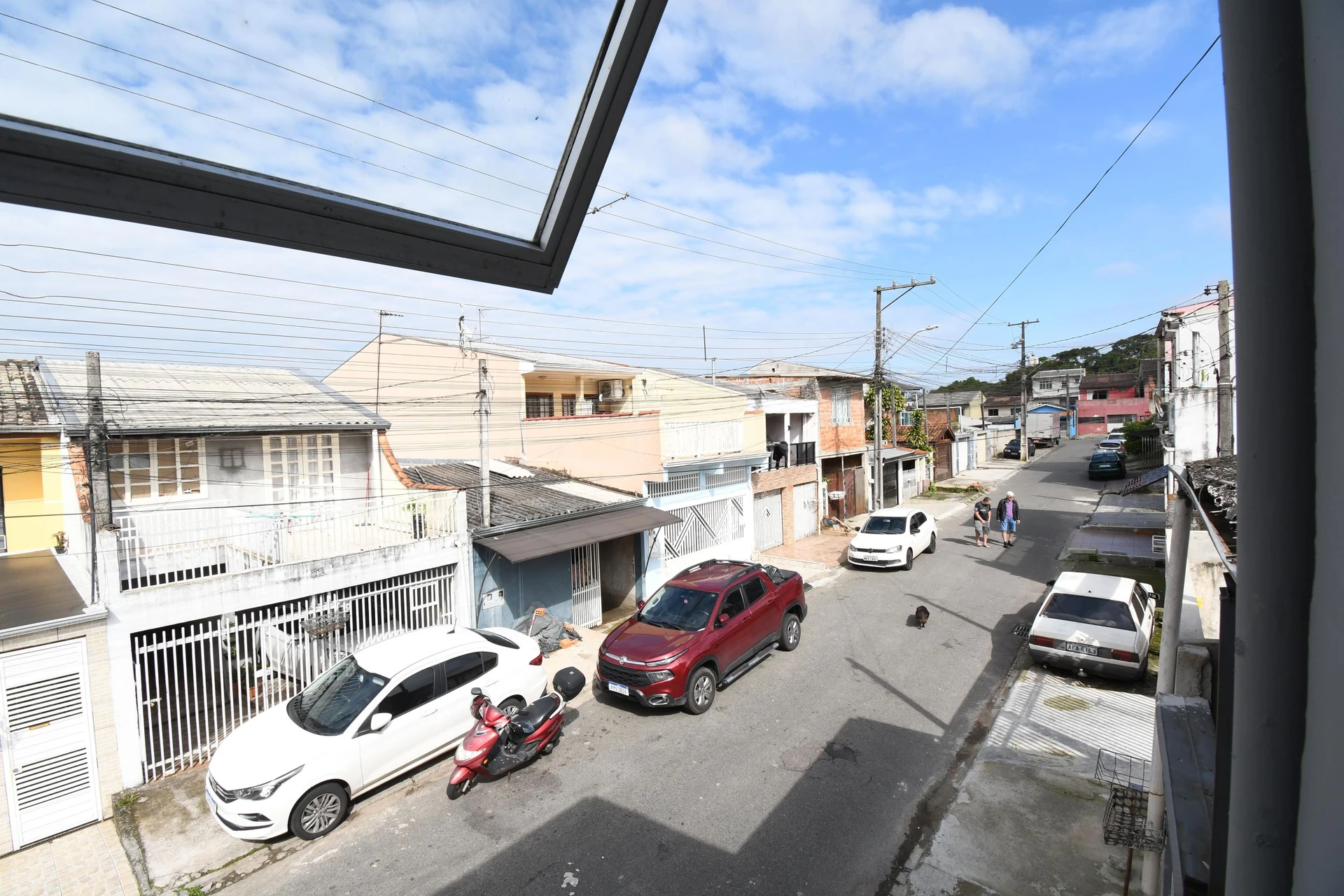 Casa de 55 m² con lavadora y balcón cerrado con vidrio — photo 3