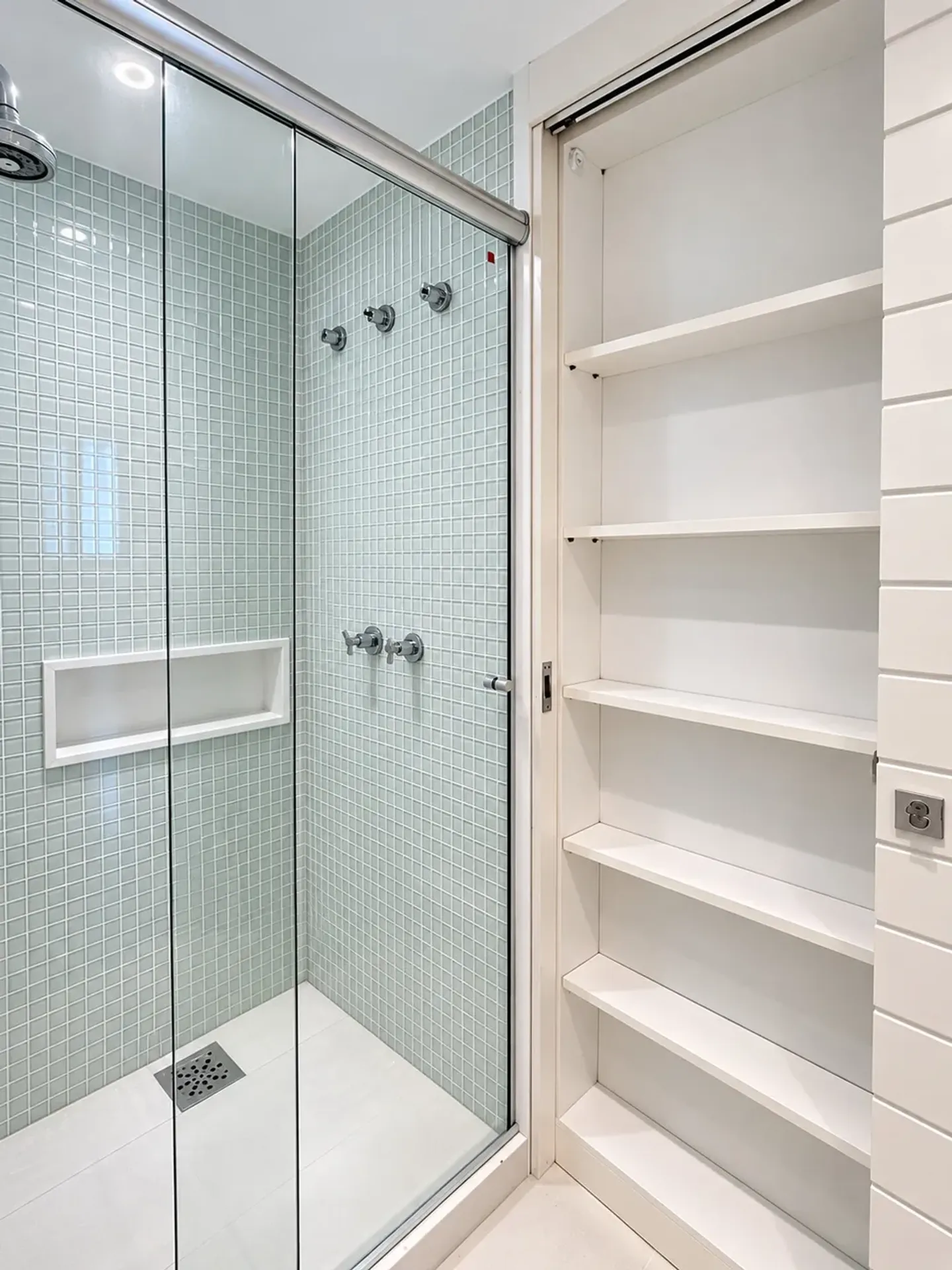 3-bedroom apartment with a dishwasher in Rio de Janeiro — photo 23