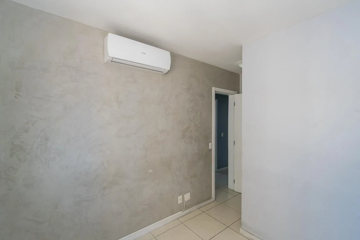 Furnished 3-bedroom apartment with 1 en-suite and balcony — photo 27