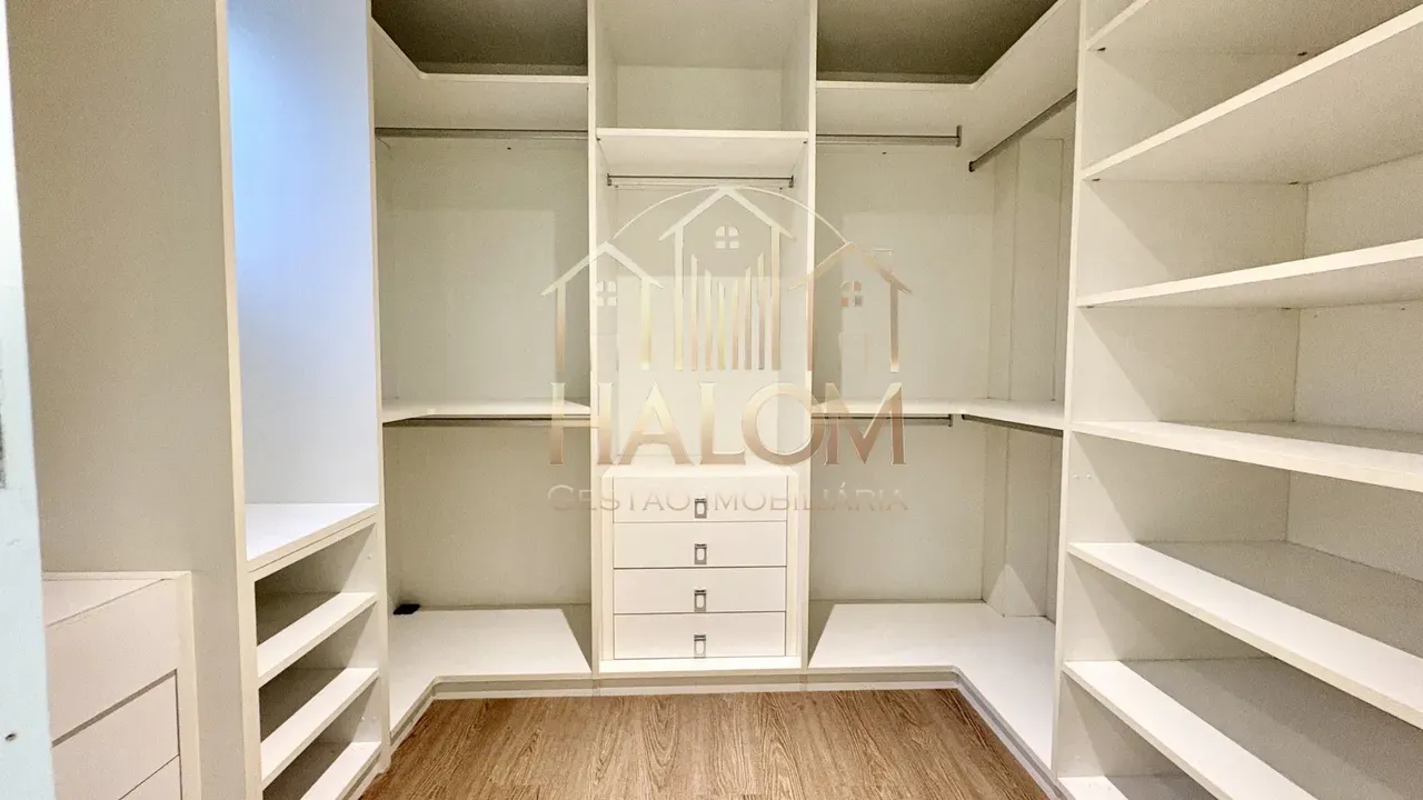 Rental house with 5 bedrooms and 5 bathrooms — photo 39