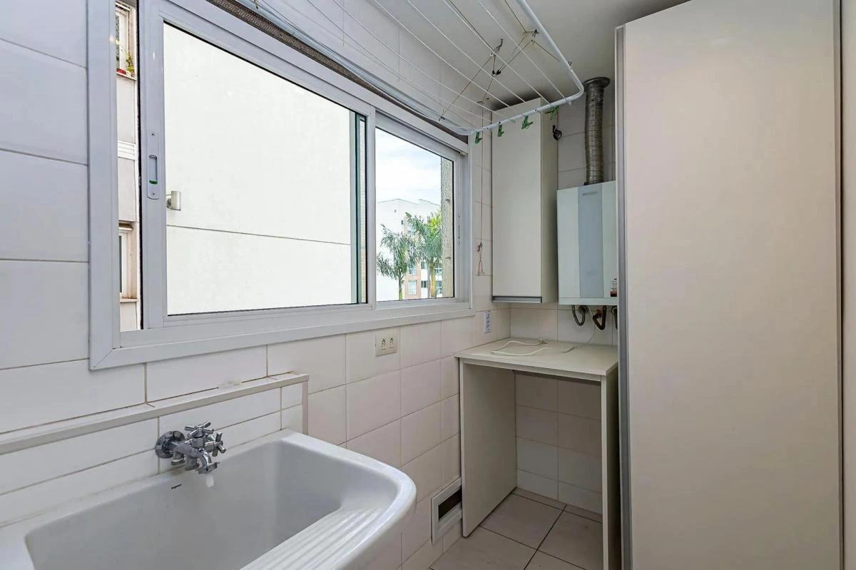 Apartamento de 3 quartos com varanda envidraçada — photo 23