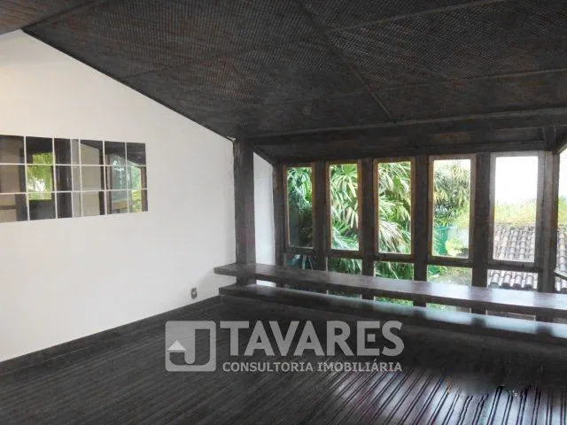 Unfurnished house with 5 bedrooms and a gas stove — photo 20
