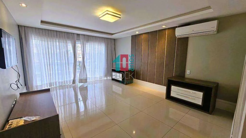 4-bedroom apartment with private garden and 364 m² — photo 9