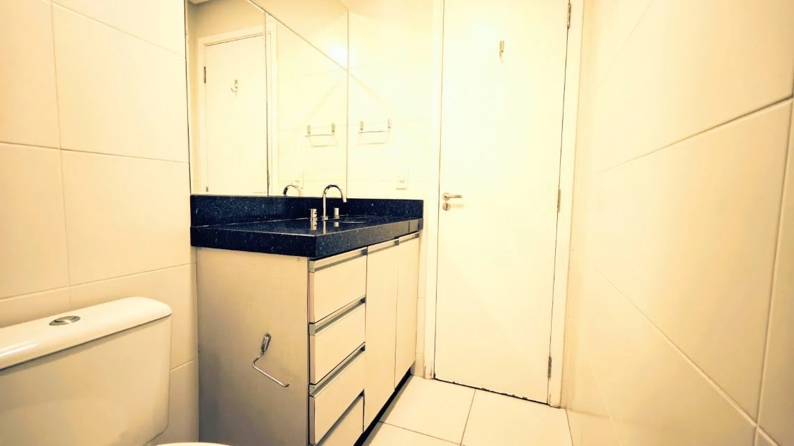 Studio com janelas do piso ao teto, Centro — photo 21