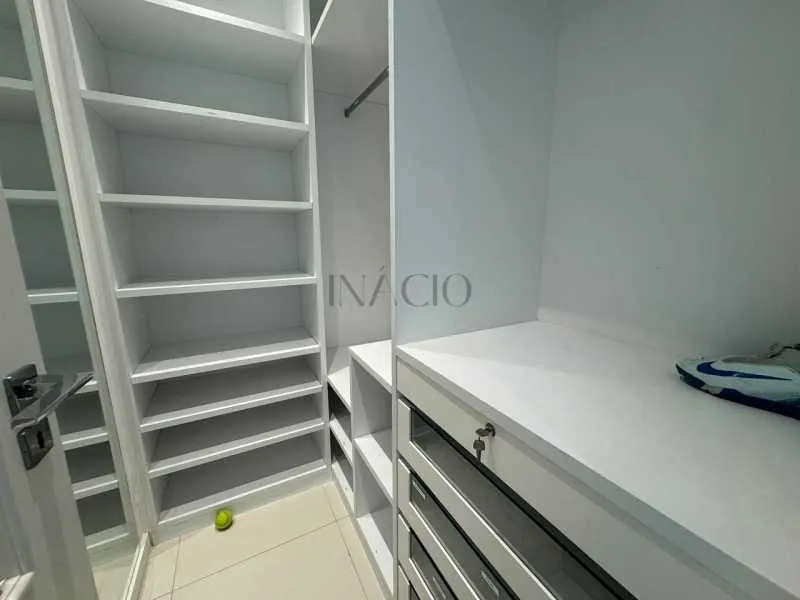 Furnished house with open-plan kitchen and 6 en-suites — photo 12