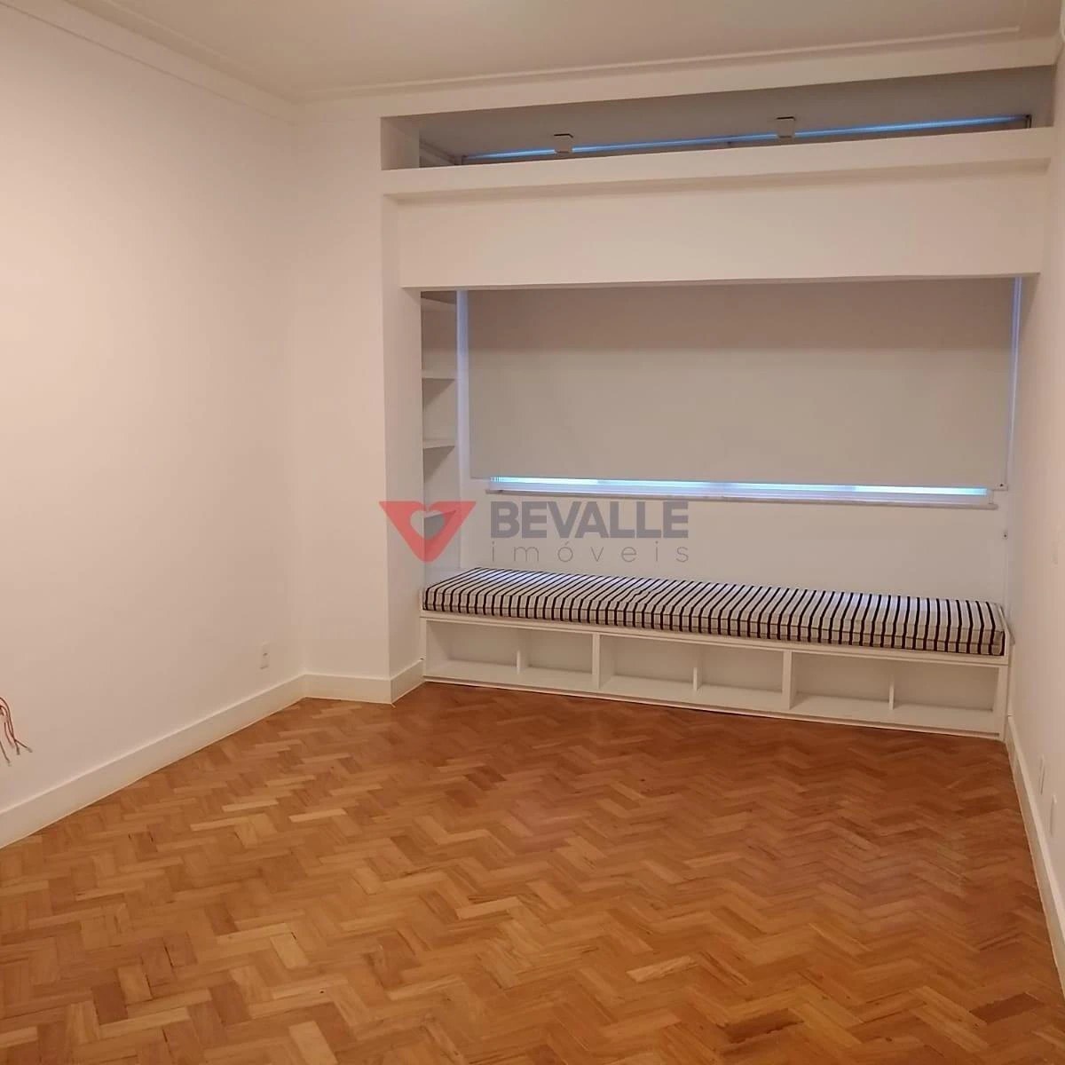 Rental apartment with 3 bedrooms, balcony, 3 baths — photo 32