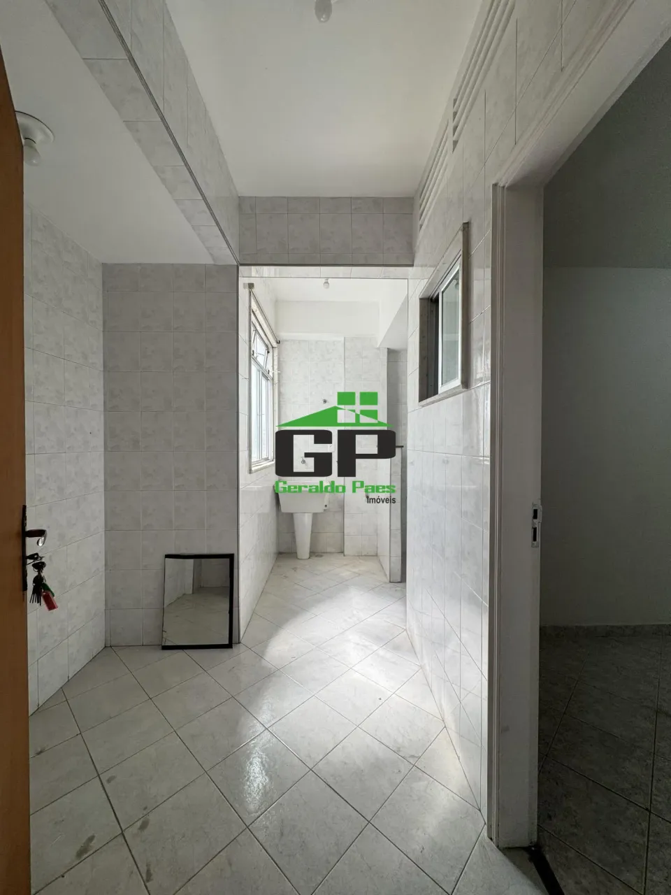 Rental apartment with 2 bedrooms and 2 bathrooms — photo 18