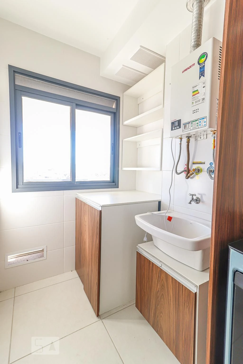 Apartamento sem mobília com 3 quartos e cozinha a gás — photo 18