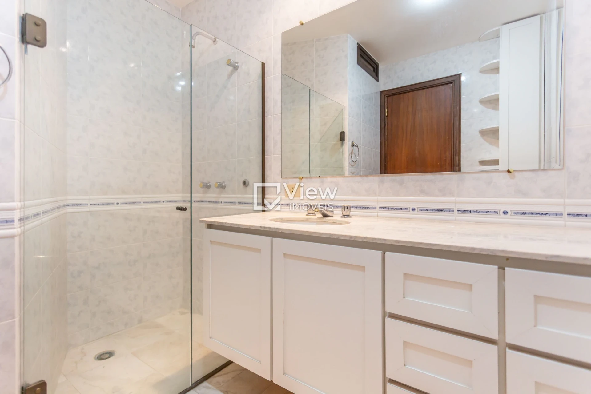 Мебльована квартира з 4 спальнями-світами — photo 3