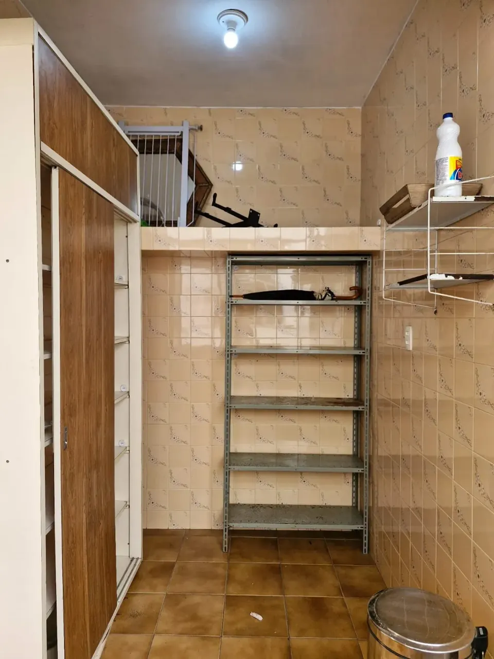 65 m² apartment with a closed kitchen and gas stove — photo 13