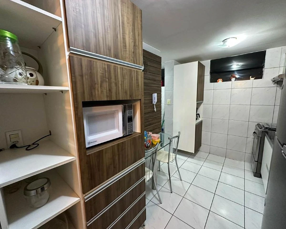 Квартира з 3 спальнями, у будинку є басейн — photo 19