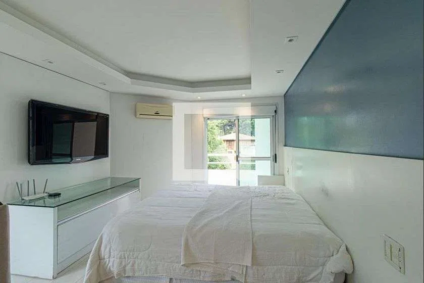 Casa de 3 dormitorios con jardín en Curitiba — photo 16