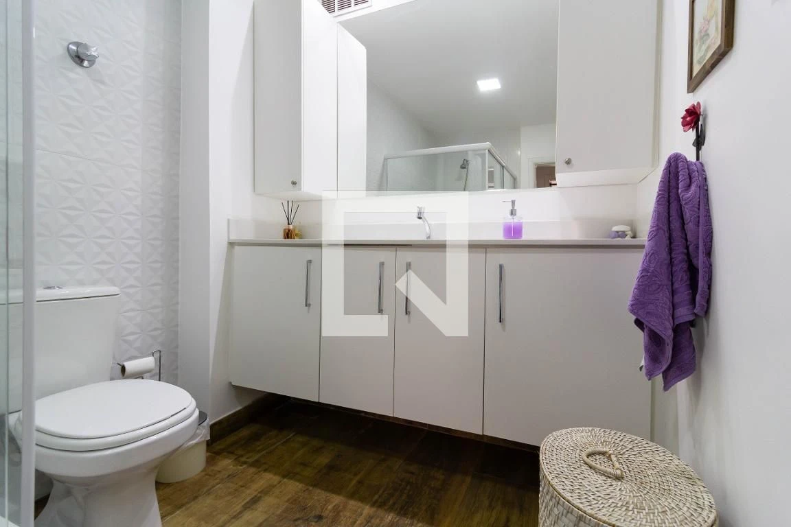 125 m² apartment with a jacuzzi and a bathtub — photo 32