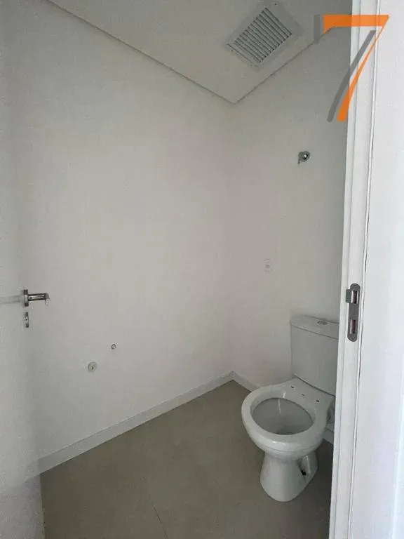 Furnished studio in a building with a coworking space — photo 24