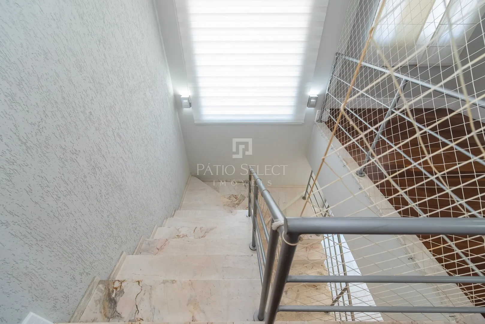 Furnished house, 305 m², with a bathtub — photo 114