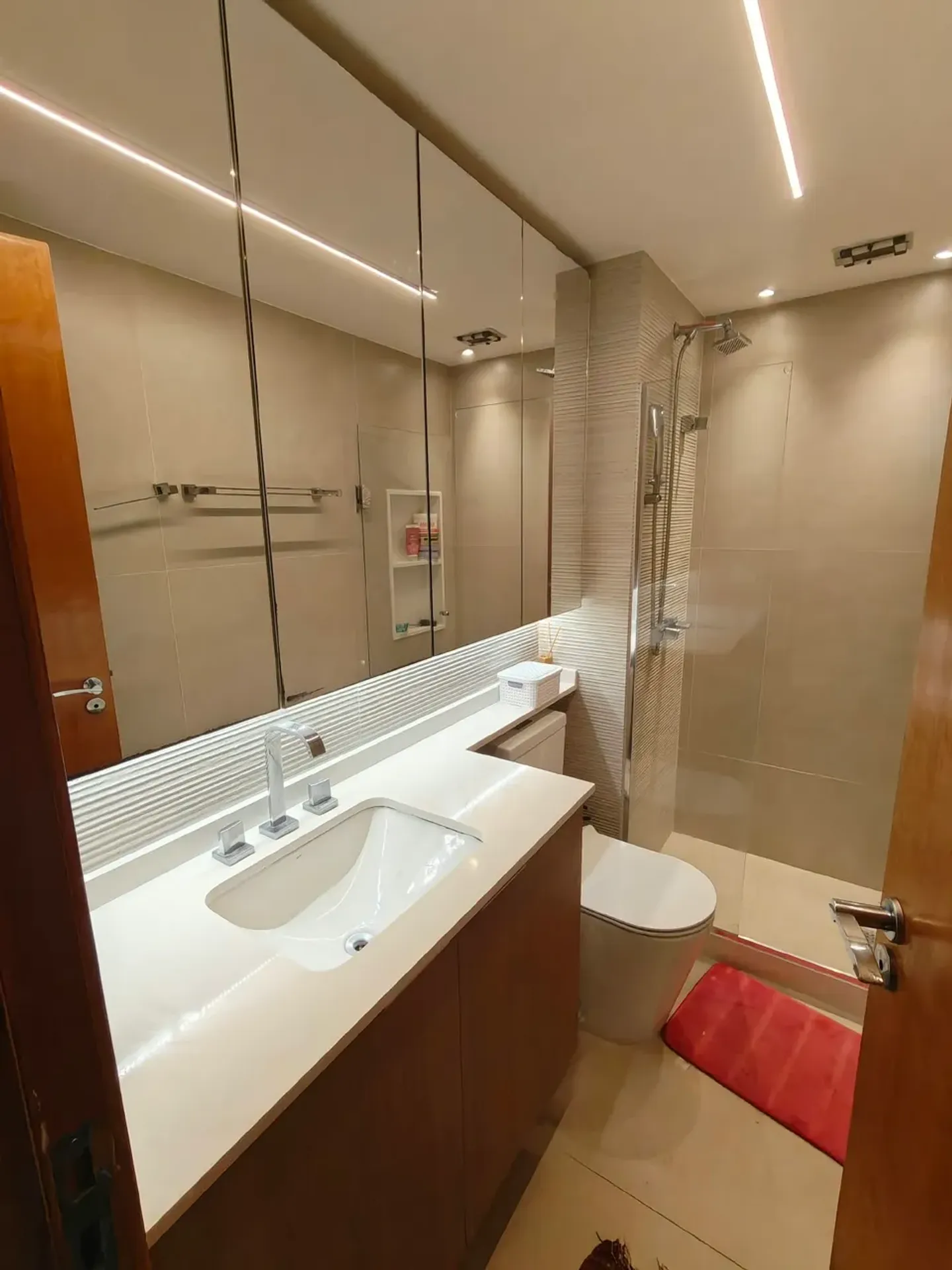 Apartment with 155 m², 4 bedrooms and a gas kitchen — photo 16