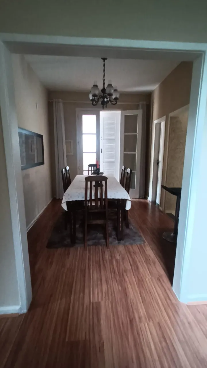 House with 5 bedrooms and 3 bathrooms plus a balcony grill — photo 7