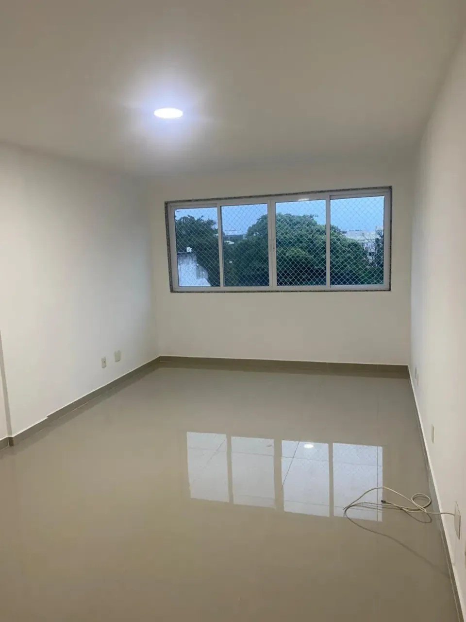 Unfurnished apartment with 3 bedrooms and 4 bathrooms — photo 7