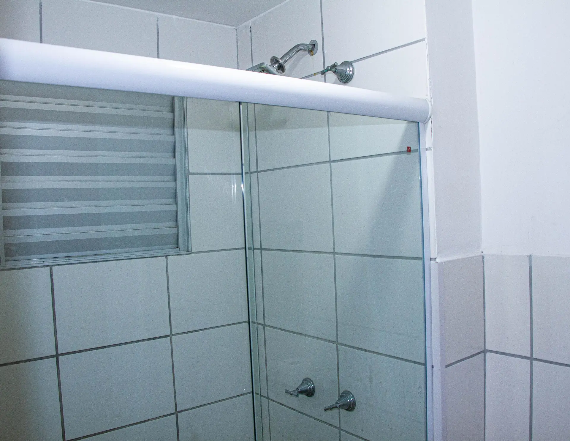 Unfurnished 2-bedroom apartment with 2 bathrooms — photo 5