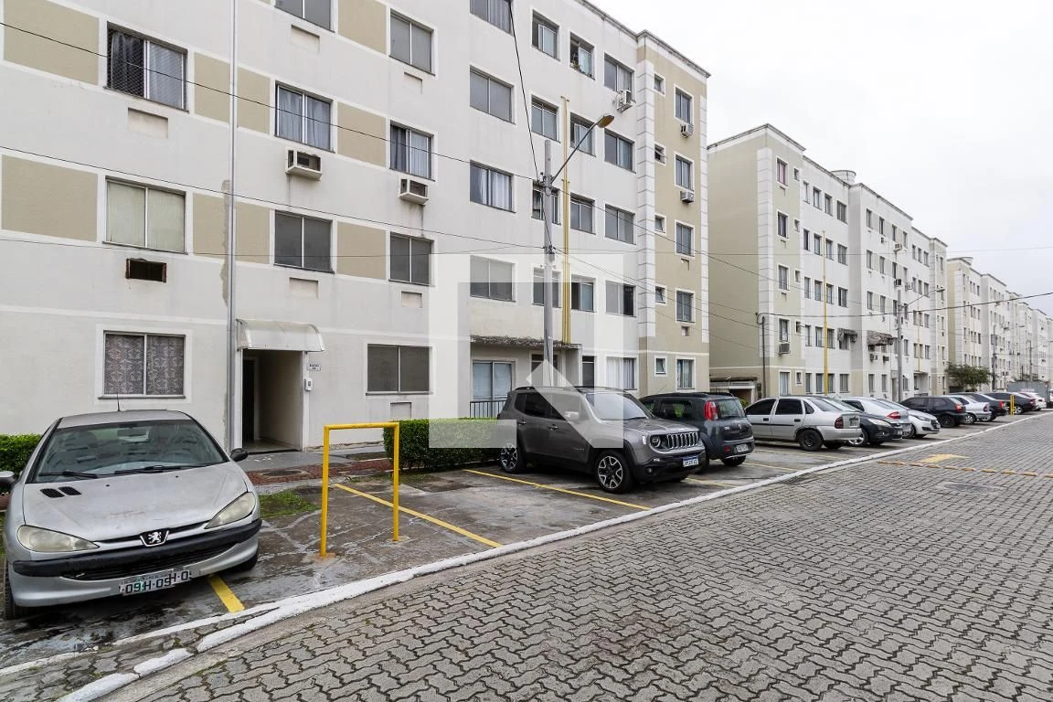 Apartamento con piso de cerámica, 2 dormitorios y 1 plaza — photo 38