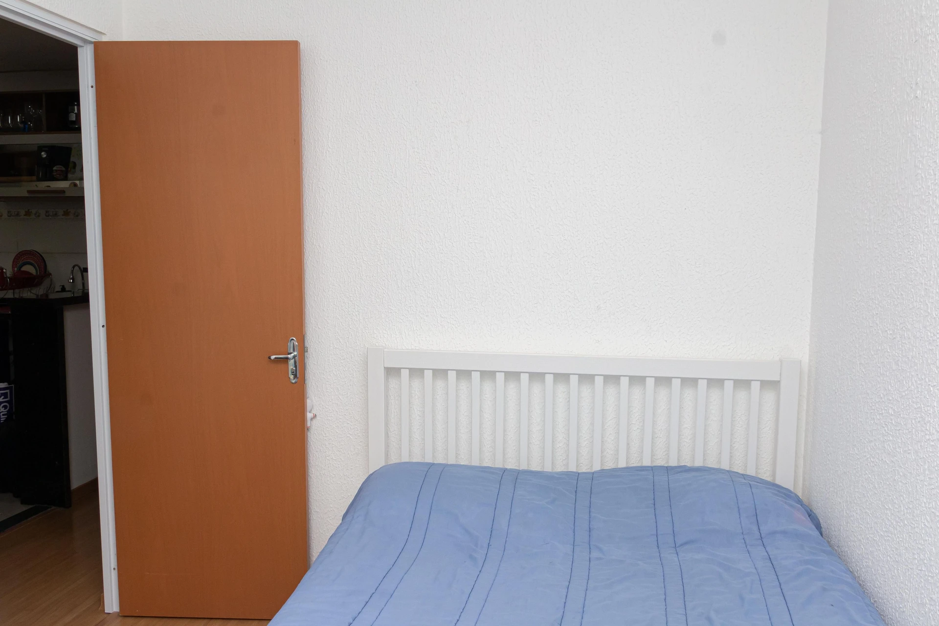 Furnished 2-bedroom apartment with gas open kitchen — photo 31