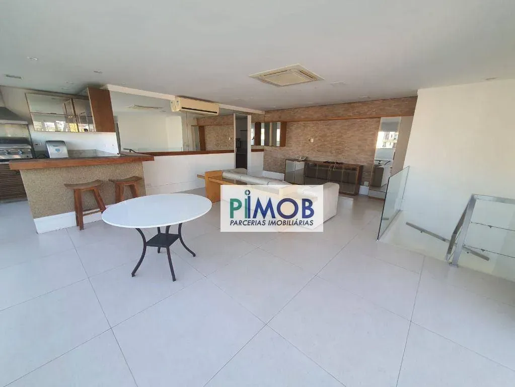 Furnished penthouse with 4 bedrooms and jacuzzi — photo 26
