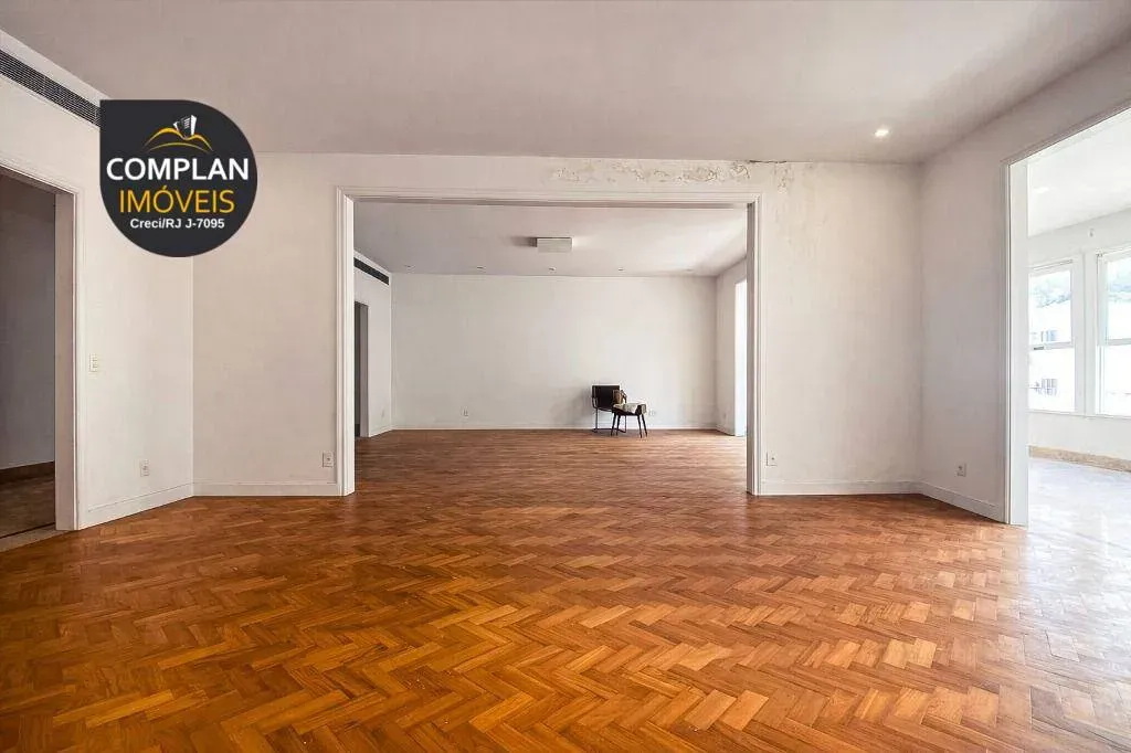 Apartment with 5 bedrooms and floor-to-ceiling views — photo 12