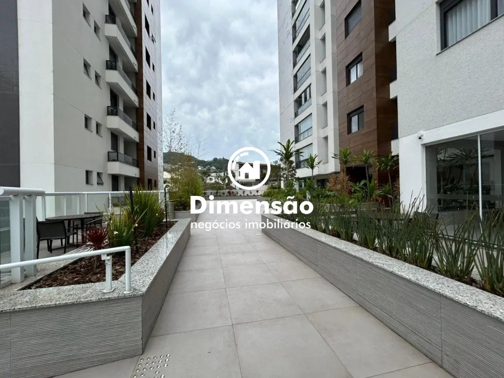 Furnished apartment with 2 en-suite rooms and 3 parking spots — photo 19