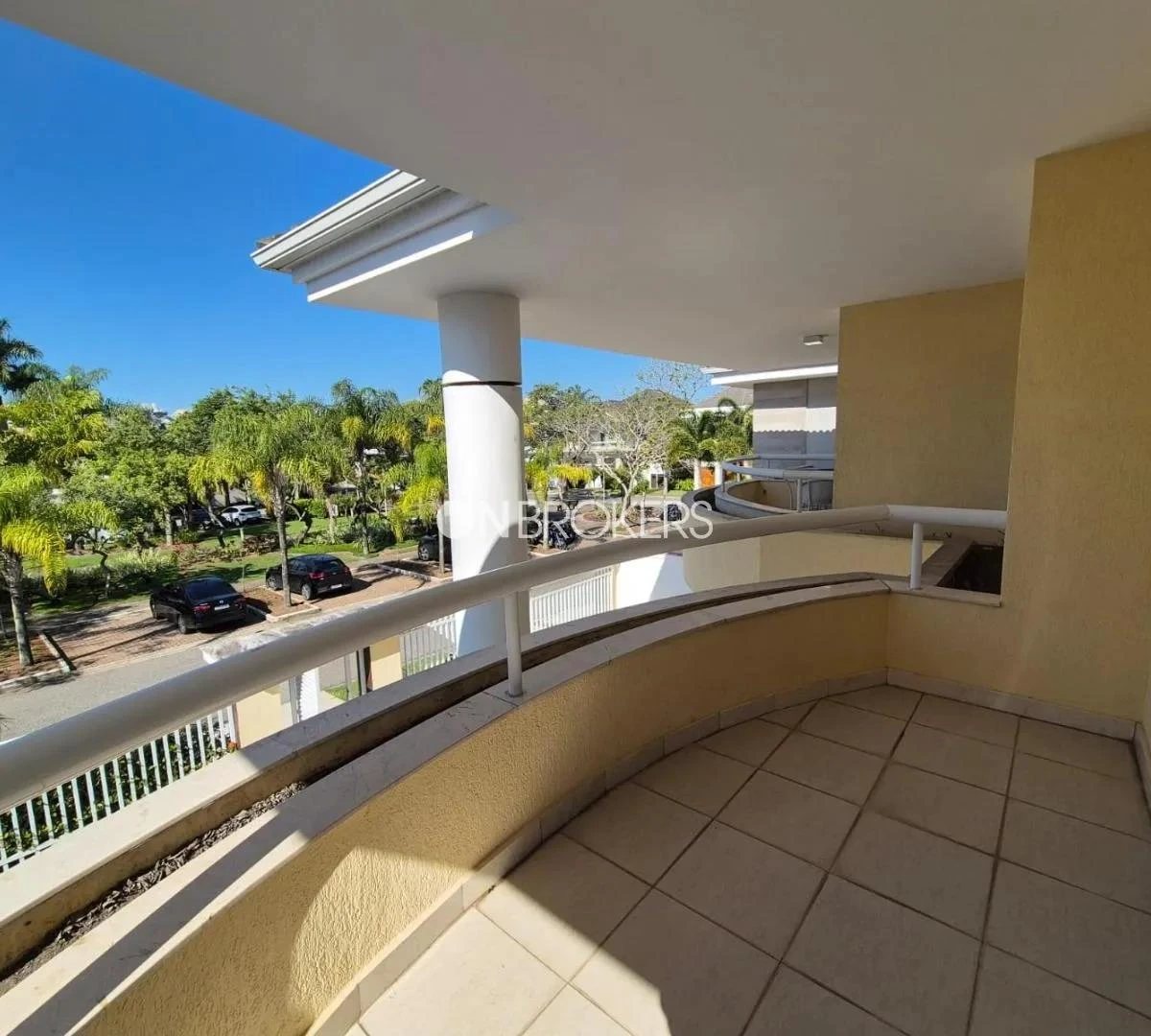 Casa amueblada con 4 suites y 600 m² y 3 plazas — photo 14