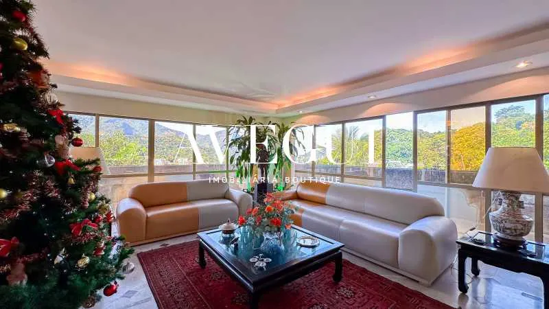 Furnished house, 800 m², with floor-to-ceiling windows — photo 7