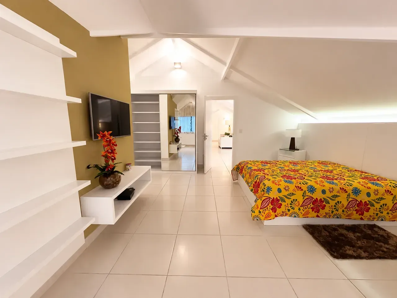 Casa mobiliada com cozinha integrada e 5 quartos — photo 6